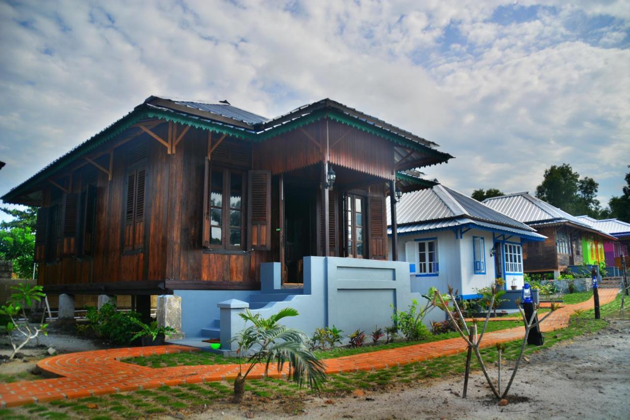 Rock And Wreck Dive Resort Tanjungbinga Екстер'єр фото