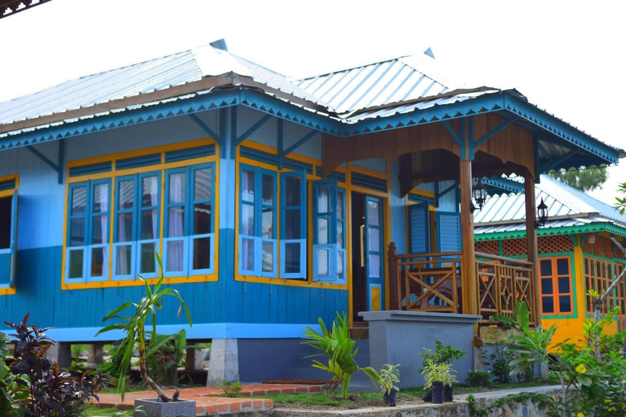 Rock And Wreck Dive Resort Tanjungbinga Екстер'єр фото